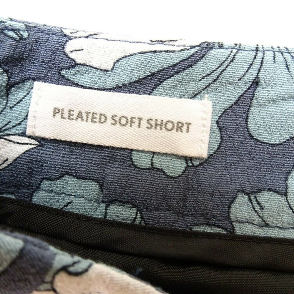 LOFT Outlet Women's Pleated Soft Shorts Flowy Floral Pockets Preppy Party Size 2 - Picture 9 of 12